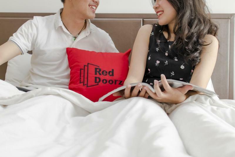 Reddoorz @ Mayjen Sungkono Surabaya Exterior foto